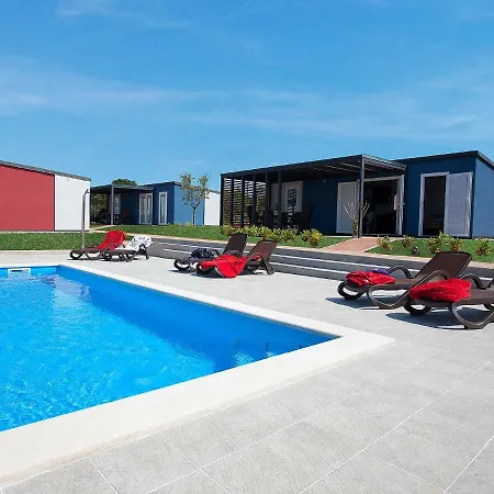 Holiday Camping Kastanija.2 *