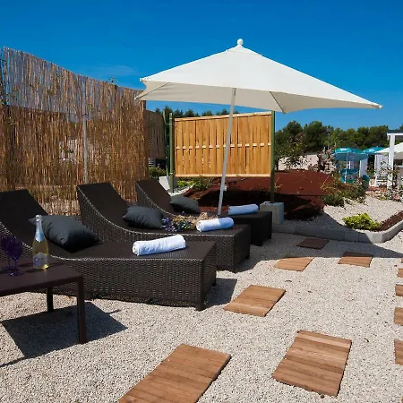 Holiday Camping Kastanija.2 Novigrad Istria