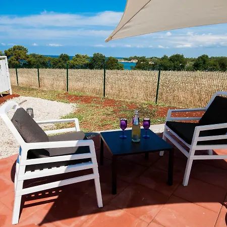Semesterbostad Holiday Camping Kastanija.2 Novigrad Istria